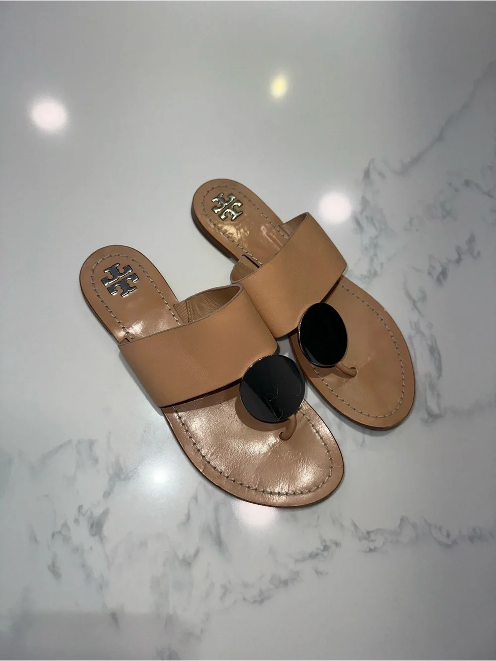 TORY BURCH SIZE 8~SILVER DISK PATOS SANDALS~NATURAL VACHETTA NUDE LEATHER~FLATS